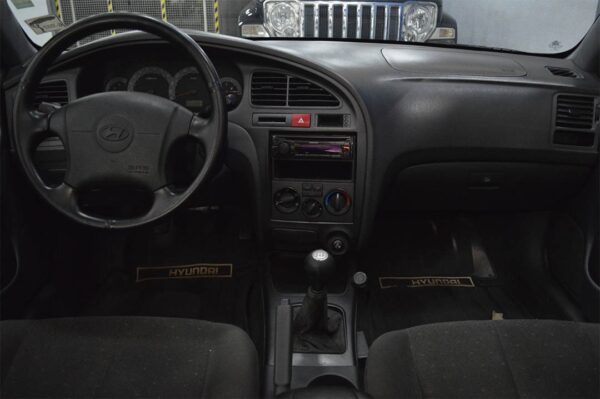 Elantra - 112228KM - Imagen 4