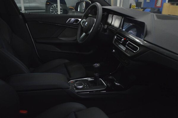 218I - 230KM - Imagen 5