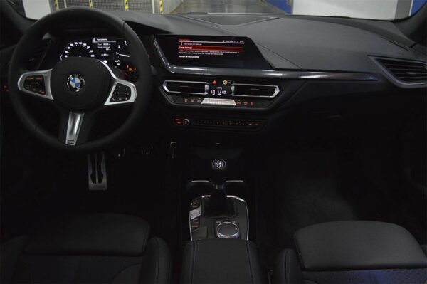 218I - 230KM - Imagen 4
