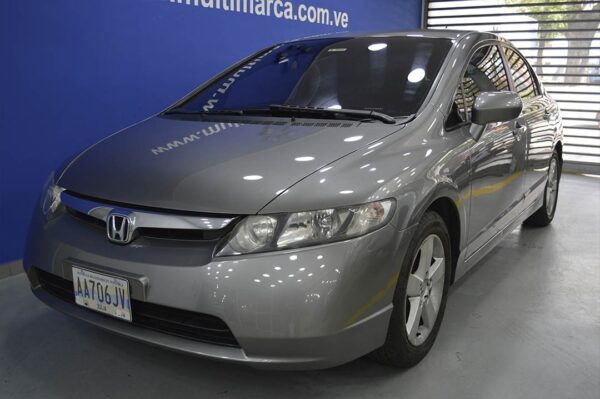 Civic - 86740KM