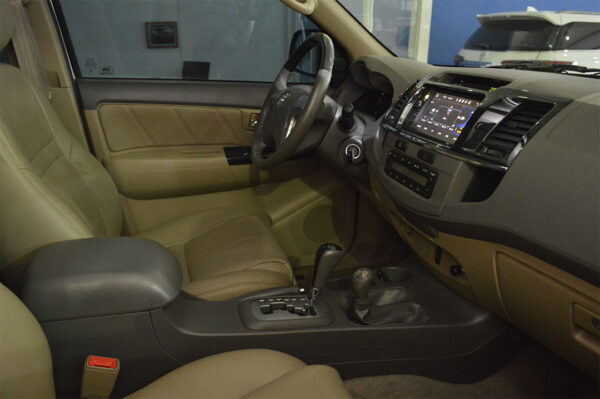 Fortuner - 42116KM - Imagen 5