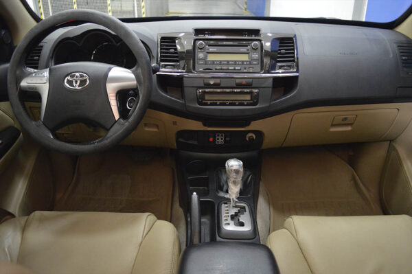 Fortuner - 55210KM - Imagen 4