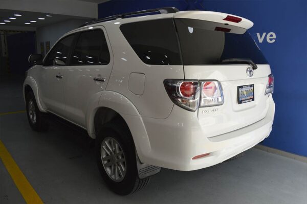 Fortuner - 55210KM - Imagen 3