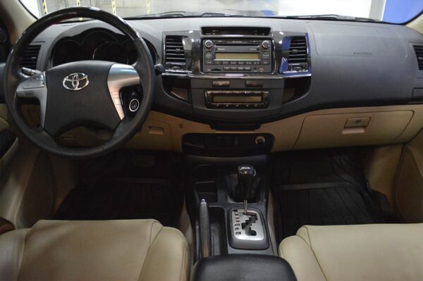 Fortuner - 40876KM - Imagen 4