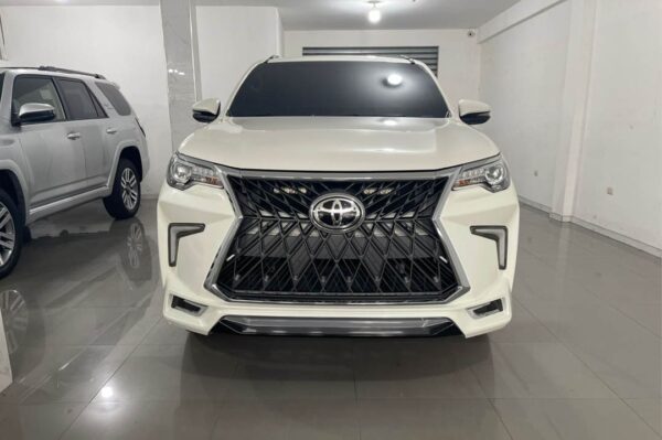Fortuner - 6614KM - Imagen 2