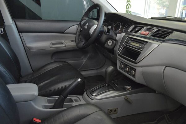 Lancer - 106250KM - Imagen 5