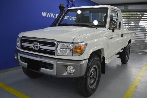 Land Cruiser - 730KM
