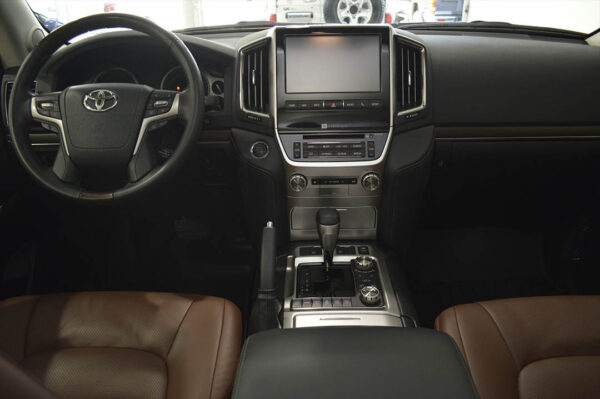 Land Cruiser - 7129KM - Imagen 4