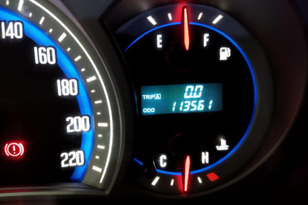LuvDMax - 113561KM - Imagen 6