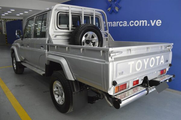 Land Cruiser - 39KM - Imagen 3