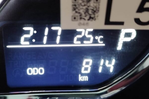 Yaris - 814KM - Imagen 6