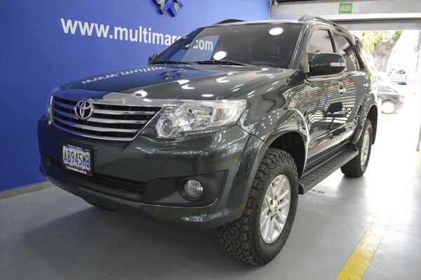 Fortuner - 40897KM
