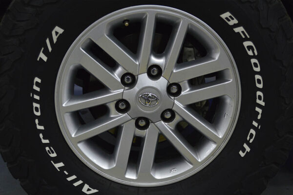 Fortuner - 33888KM - Imagen 7