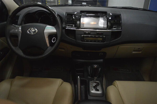 Fortuner - 33888KM - Imagen 4