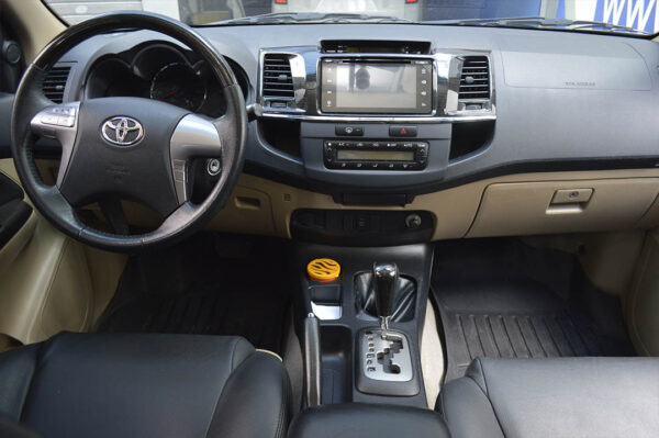 Fortuner - 55809KM - Imagen 4