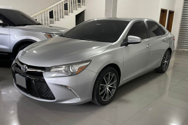Camry - 20104KM
