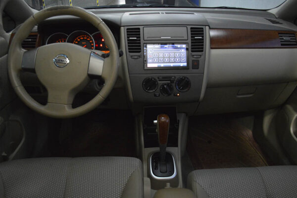 Tiida - 157118KM - Imagen 4