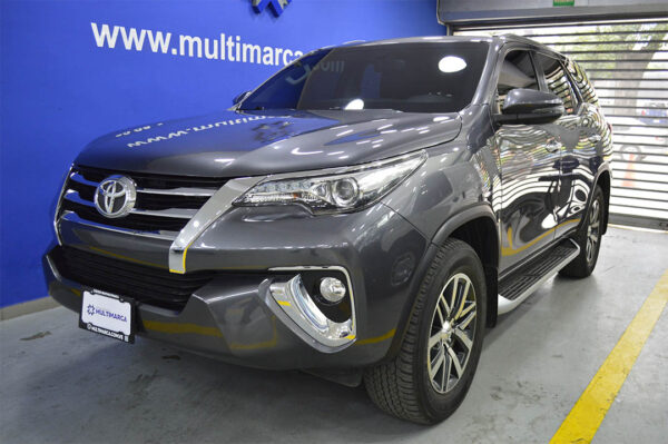 Fortuner - 53863KM