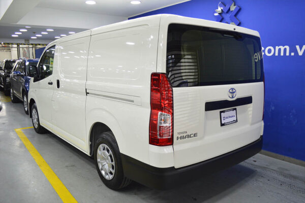 Hiace - 37KM - Imagen 3