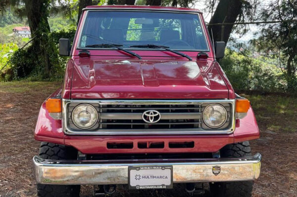 Land Cruiser - 26997KM - Imagen 2