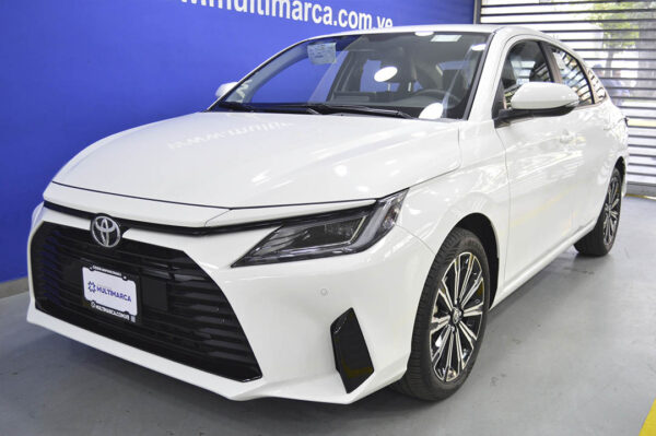 Yaris -54KM