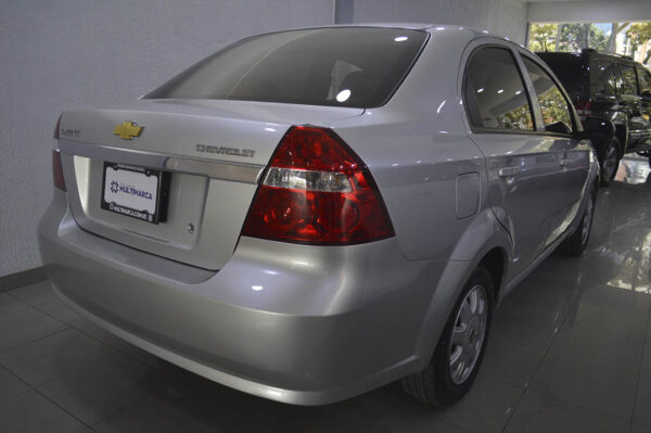 Aveo - 38686KM - Imagen 3