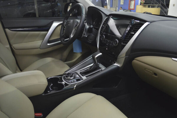 Montero- 16740KM - Imagen 5