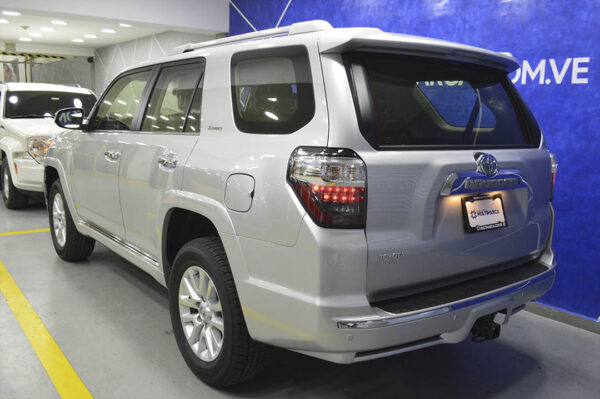 4Runner - 14KM - Imagen 3