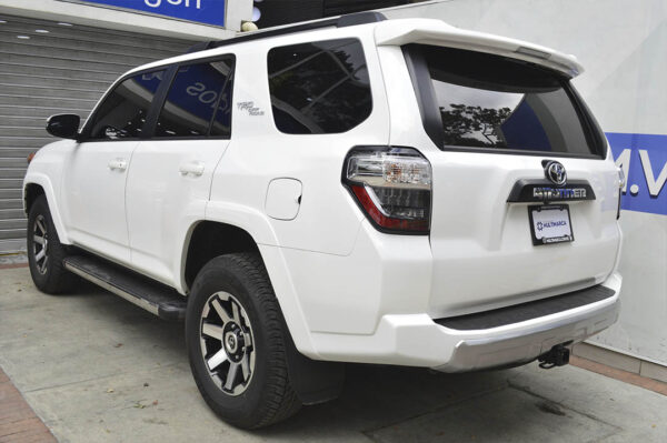 4Runner - 5732KM - Imagen 3