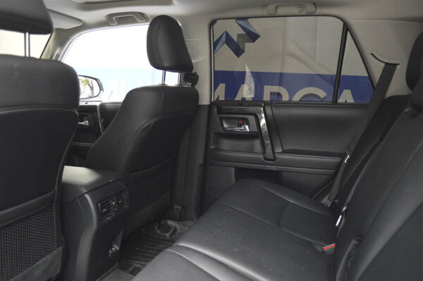 4Runner - 5732KM - Imagen 12