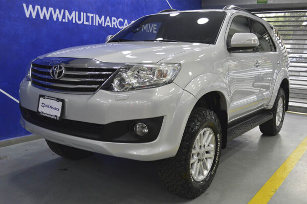 Fortuner - 43159KM