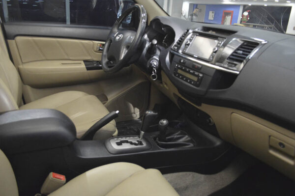 Fortuner - 43159KM - Imagen 5