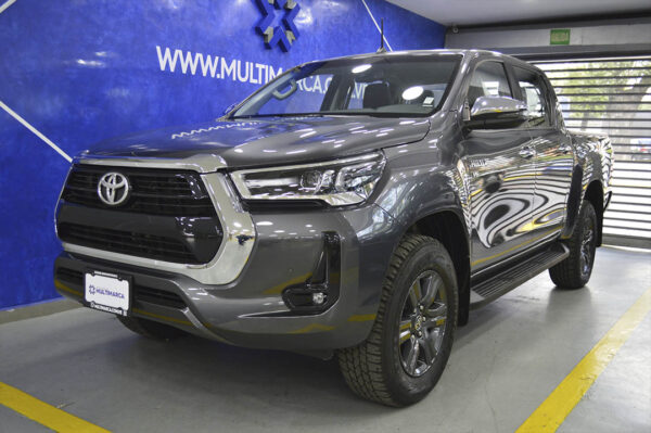 Hilux - 64KM