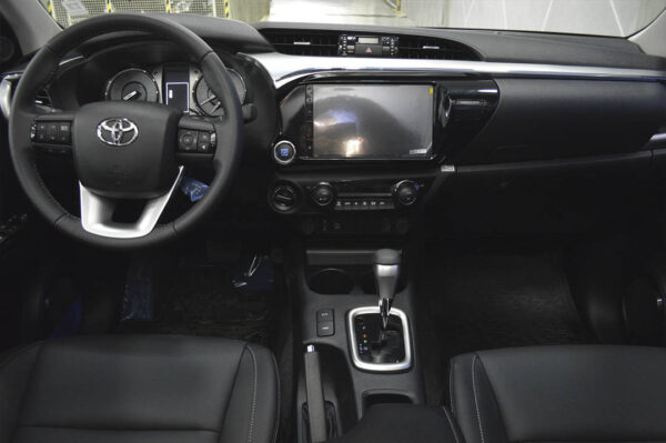 Hilux - 64KM - Imagen 4