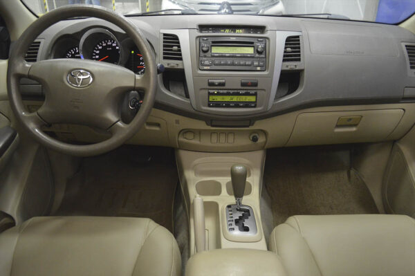 Fortuner - 140653KM - Imagen 4