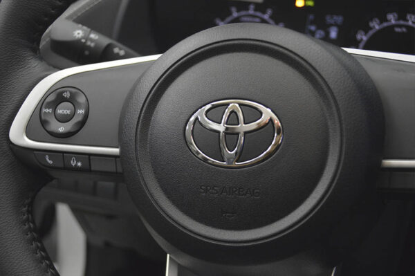 Yaris - 21KM - Imagen 11