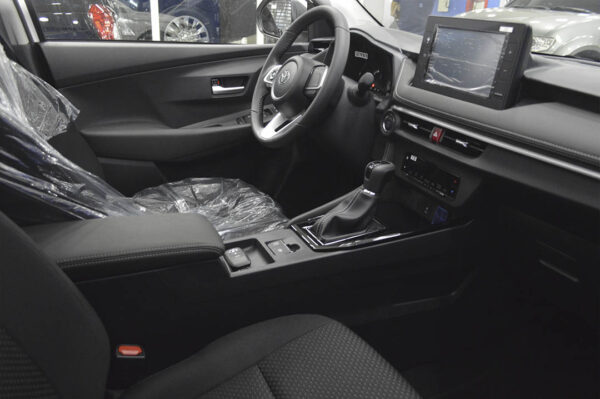 Yaris - 21KM - Imagen 5