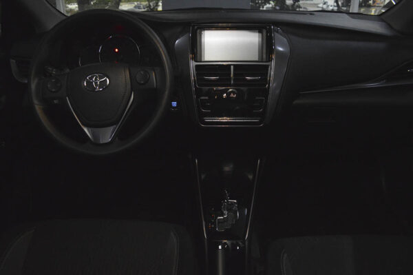 Yaris - 15703KM - Imagen 4