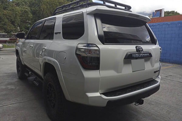 4Runner - 48325MI - Imagen 3