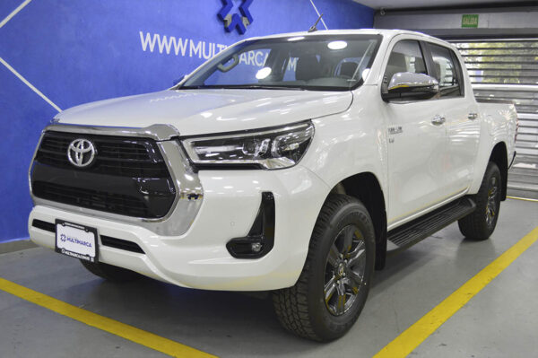 Hilux - 15KM