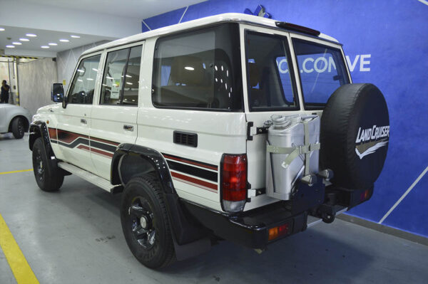Land Cruiser - 117KM - Imagen 3