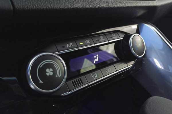 Yaris - 21KM - Imagen 9