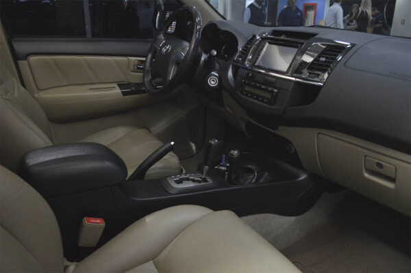 Fortuner - 49207KM - Imagen 5