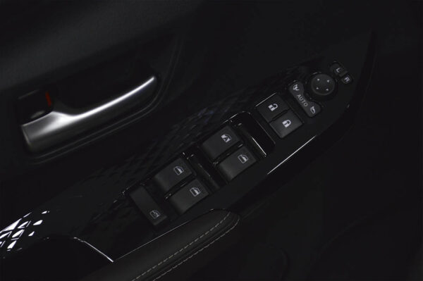 Yaris - 3142KM - Imagen 11