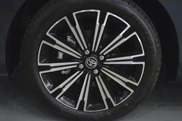 Yaris - 36KM - Imagen 7