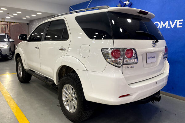 Fortuner - 177863KM - Imagen 3