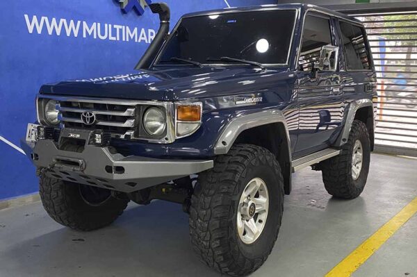 Land Cruiser - 242689KM