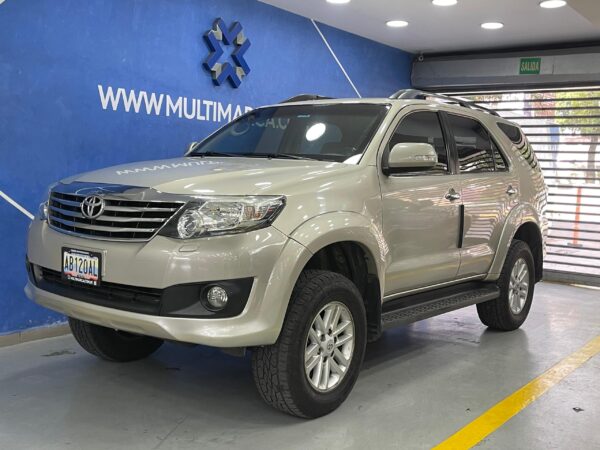 Fortuner - 115254KM