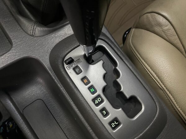 Fortuner - 115254KM - Imagen 9