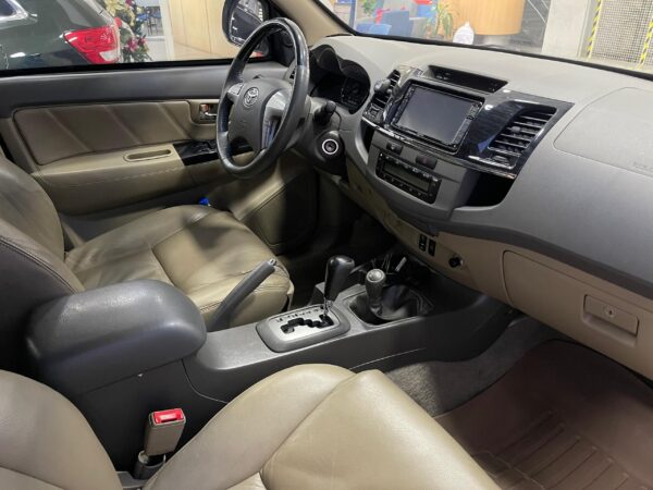 Fortuner - 115254KM - Imagen 5